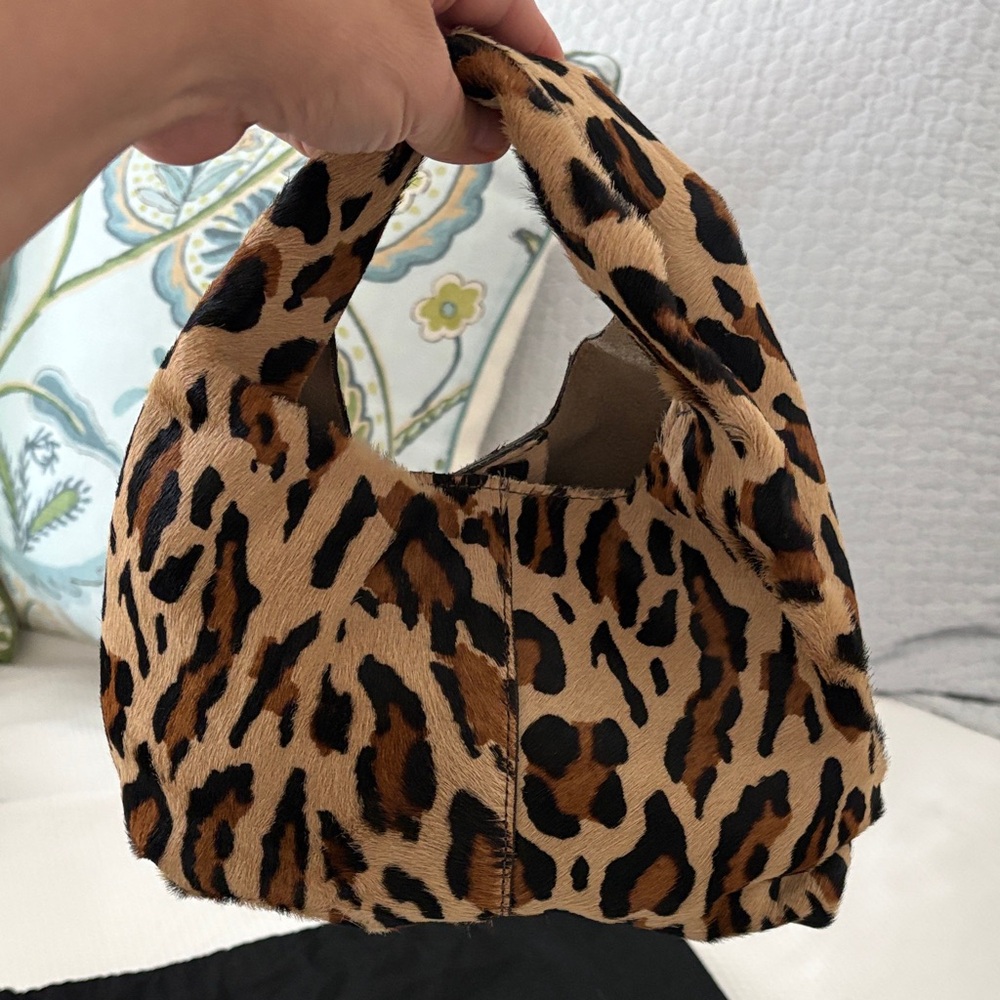 B-low the Belt leopard bag